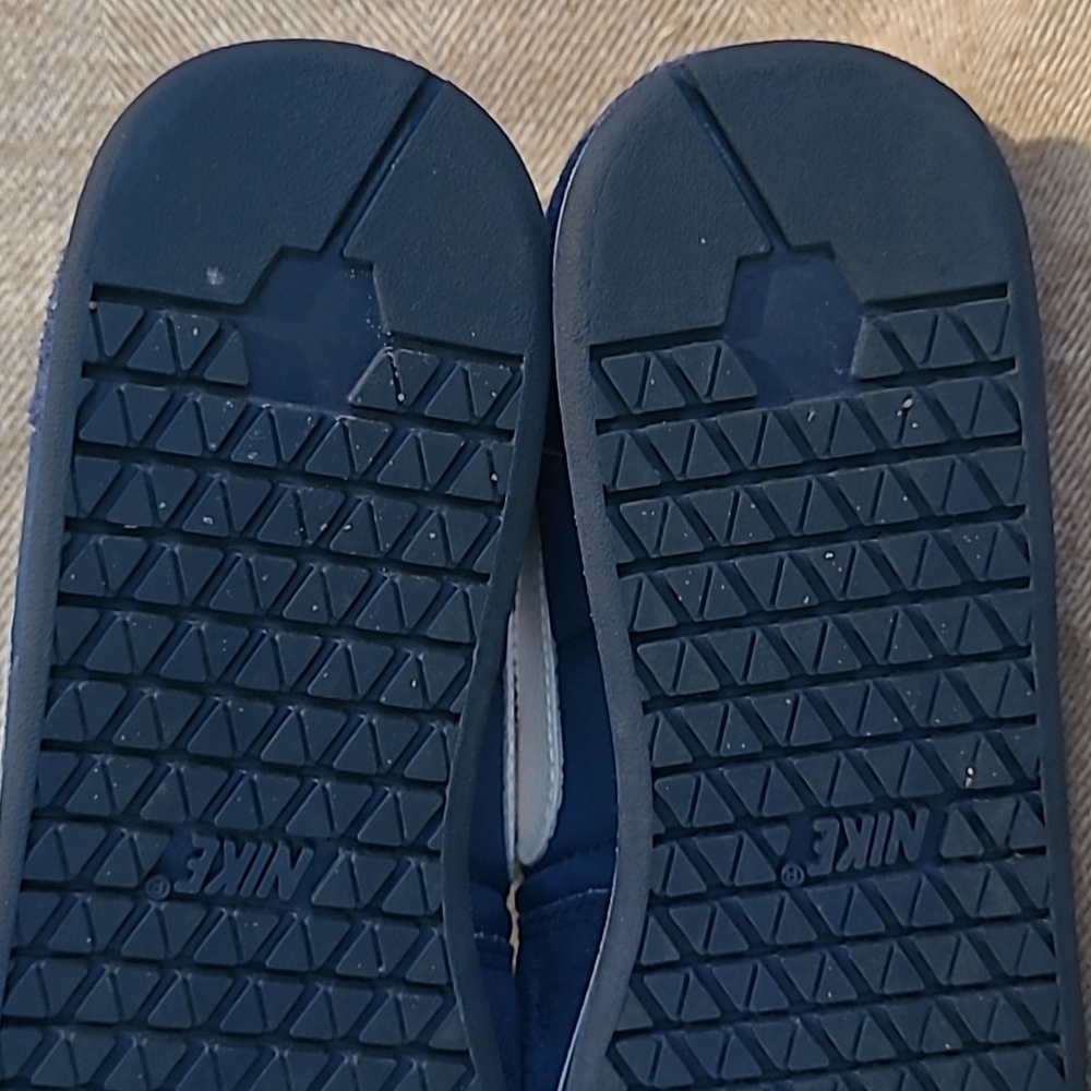 Nike Vintage 1985 Rio Trainers in LIKE NEW condition - Picture 10 of 10